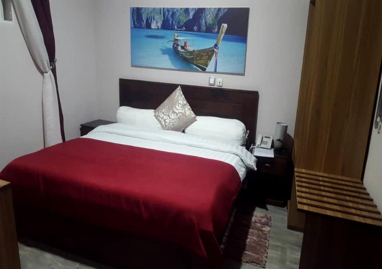 Benin City Center Hotel Котону Екстер'єр фото