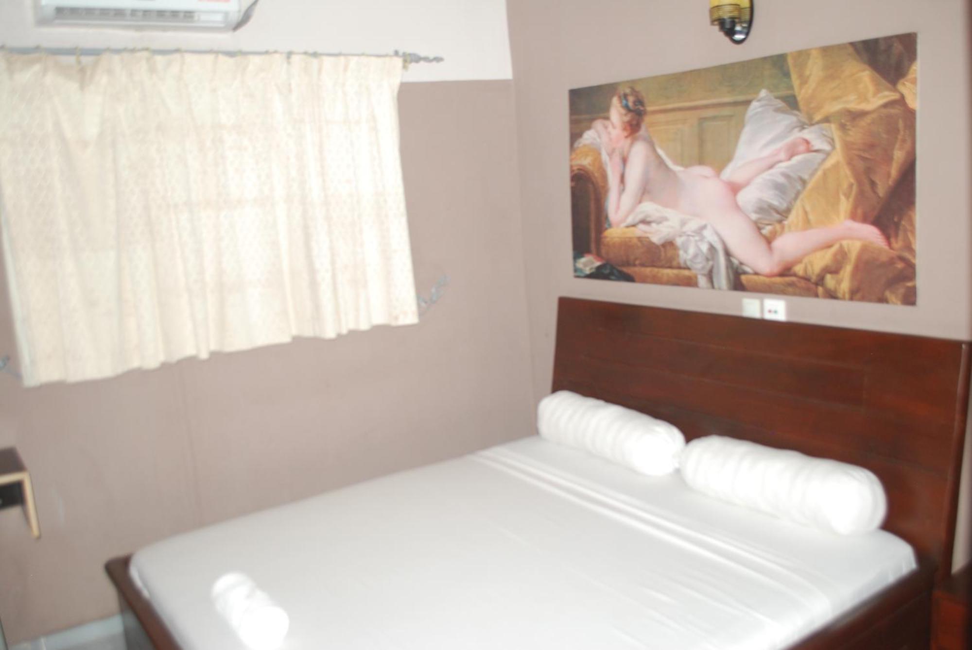 Benin City Center Hotel Котону Екстер'єр фото